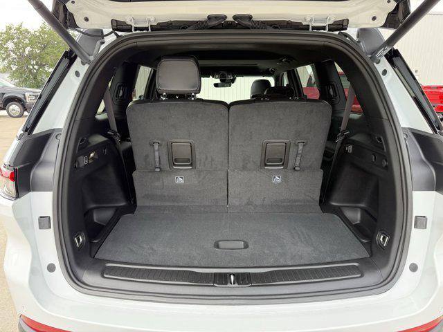 new 2025 Jeep Grand Cherokee L car, priced at $40,698