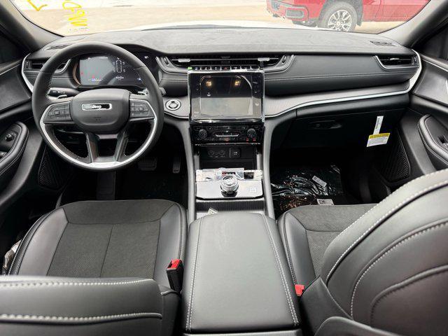new 2025 Jeep Grand Cherokee L car, priced at $40,698