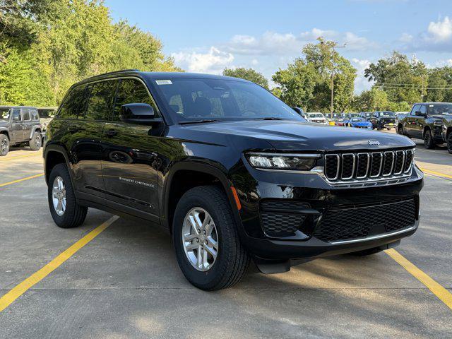 new 2025 Jeep Grand Cherokee car, priced at $35,819