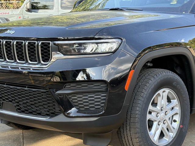 new 2025 Jeep Grand Cherokee car, priced at $35,819