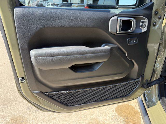 new 2025 Jeep Gladiator car, priced at $44,816