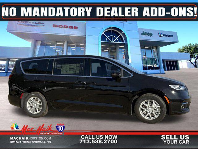 new 2026 Chrysler Pacifica car, priced at $39,176