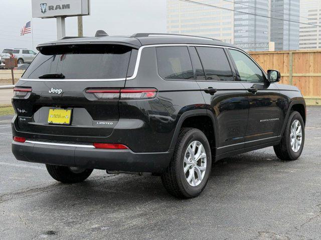 new 2024 Jeep Grand Cherokee L car, priced at $40,012