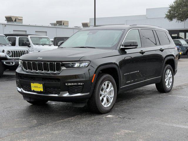 new 2024 Jeep Grand Cherokee L car, priced at $40,012