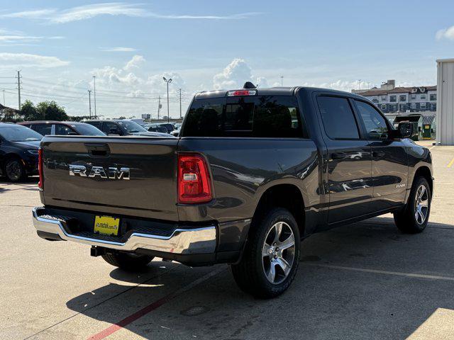 new 2025 Jeep Grand Cherokee car, priced at $43,104