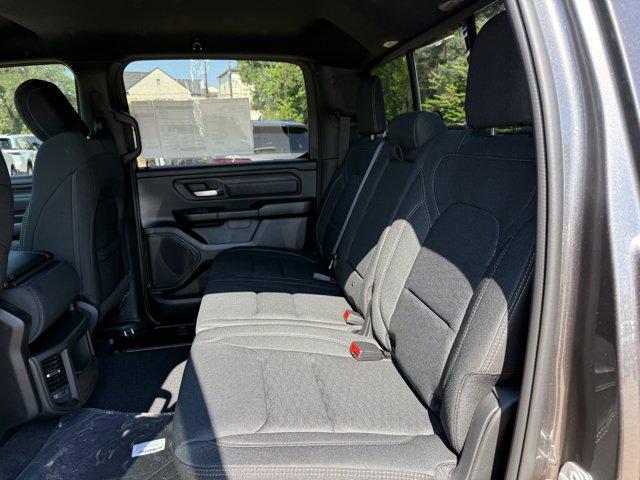new 2025 Jeep Grand Cherokee car, priced at $43,104