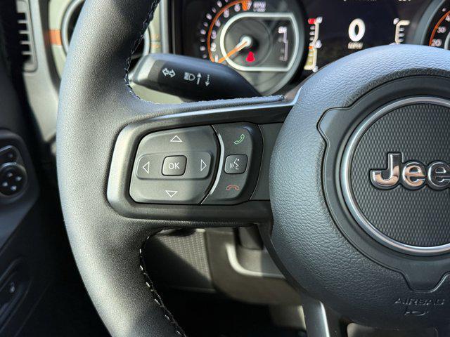 new 2025 Jeep Gladiator car, priced at $45,617
