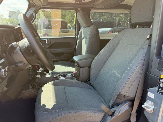 new 2025 Jeep Wrangler car, priced at $32,558