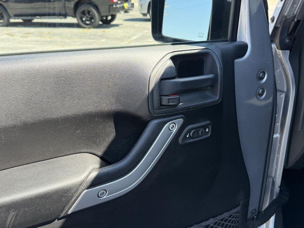 used 2015 Jeep Wrangler Unlimited car, priced at $19,000