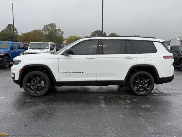 new 2024 Jeep Grand Cherokee L car, priced at $37,315