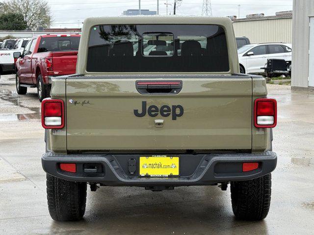 new 2025 Jeep Gladiator car, priced at $35,845