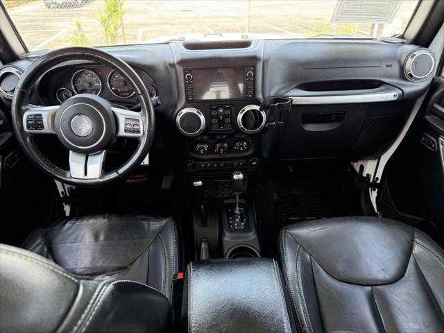 used 2015 Jeep Wrangler Unlimited car, priced at $18,500