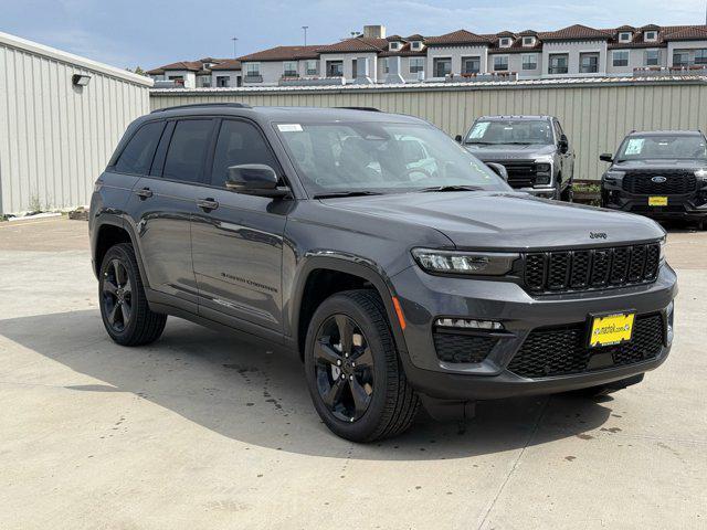 new 2025 Jeep Grand Cherokee car, priced at $44,111