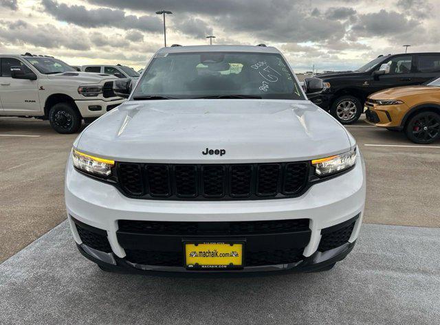 new 2024 Jeep Grand Cherokee L car, priced at $38,694