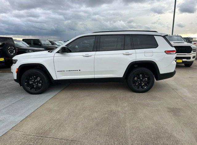 new 2024 Jeep Grand Cherokee L car, priced at $38,694