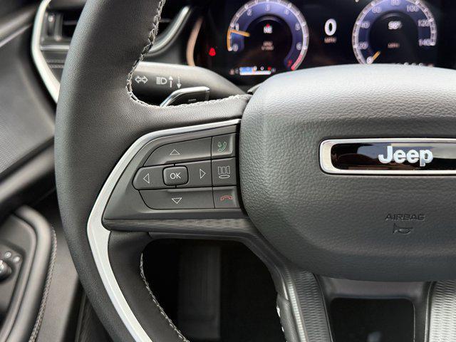 new 2025 Jeep Grand Cherokee car, priced at $35,905