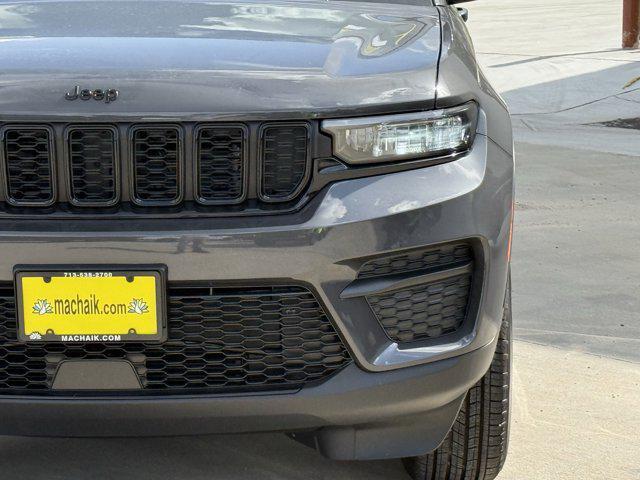 new 2025 Jeep Grand Cherokee car, priced at $35,905