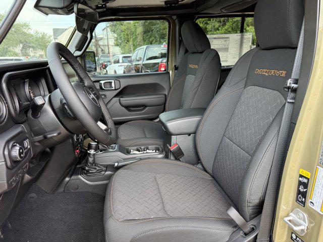 new 2025 Jeep Gladiator car, priced at $46,048