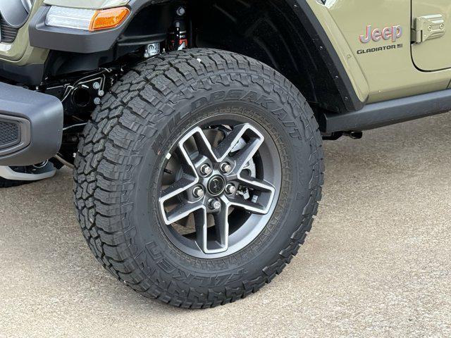 new 2025 Jeep Gladiator car, priced at $46,048