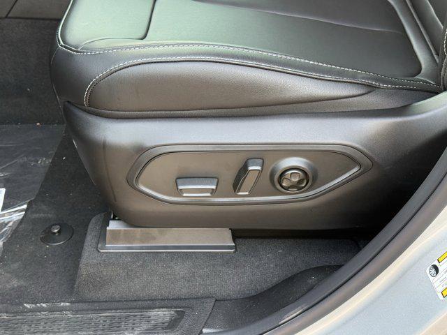 new 2025 Jeep Grand Cherokee L car, priced at $43,517