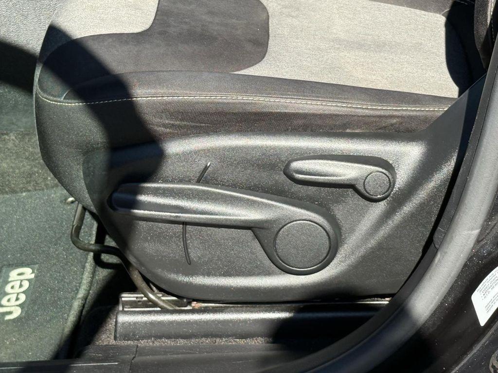 used 2015 Jeep Cherokee car, priced at $11,500