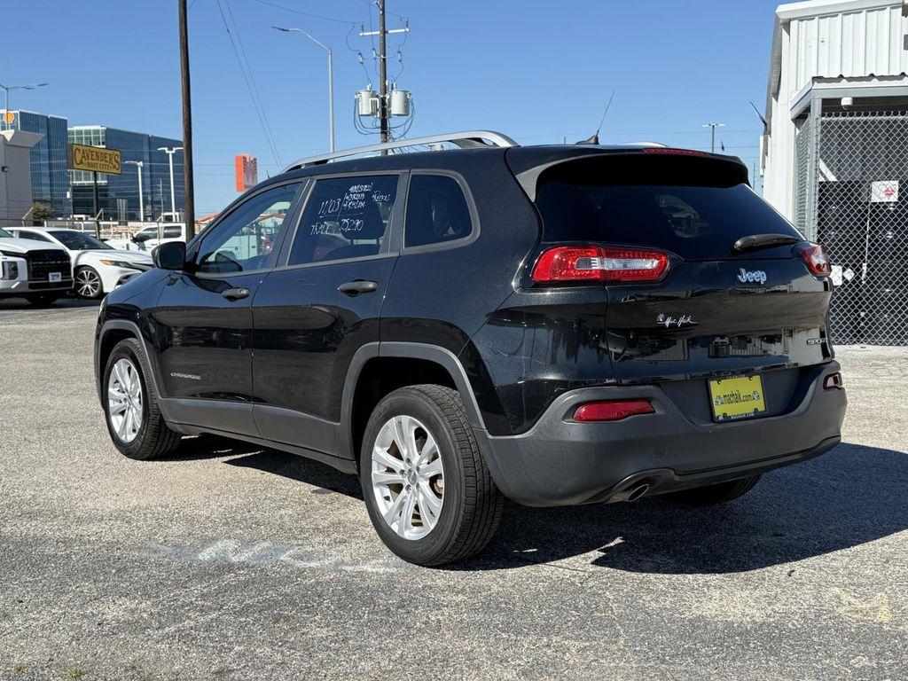 used 2015 Jeep Cherokee car, priced at $11,500