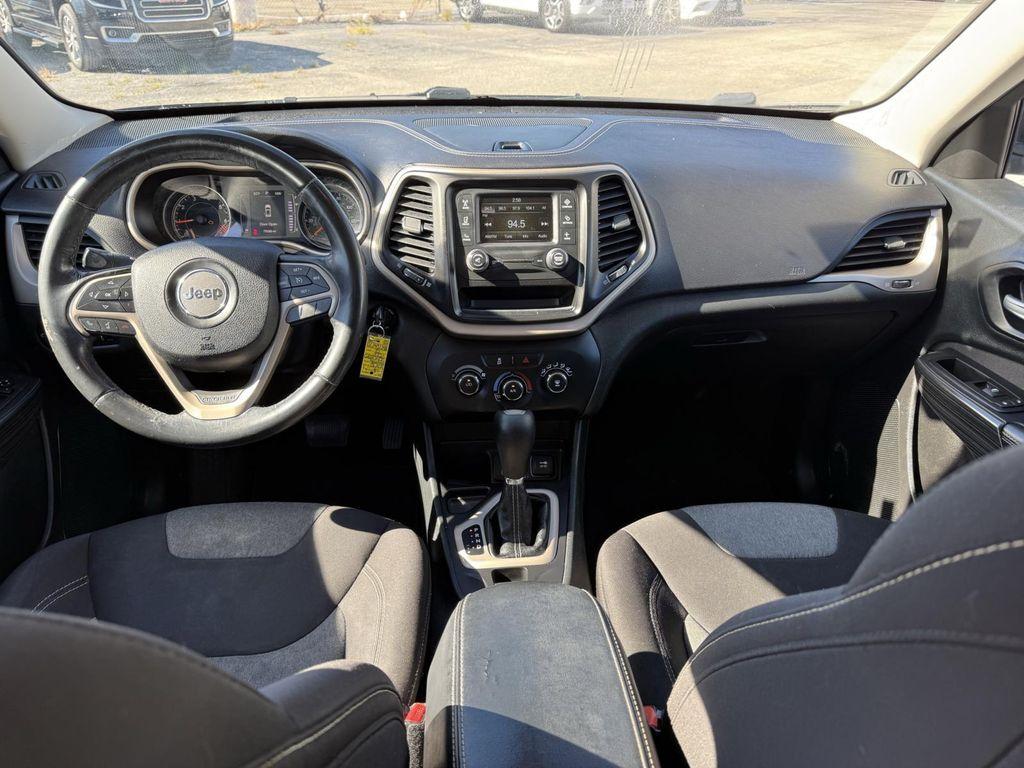 used 2015 Jeep Cherokee car, priced at $11,500