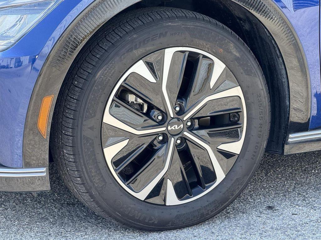used 2022 Kia EV6 car, priced at $21,500