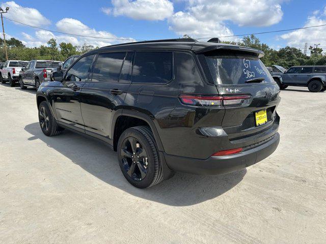 new 2024 Jeep Grand Cherokee L car, priced at $38,661