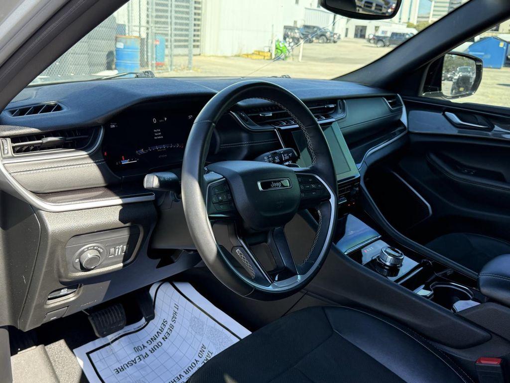 used 2022 Jeep Grand Cherokee car, priced at $29,000