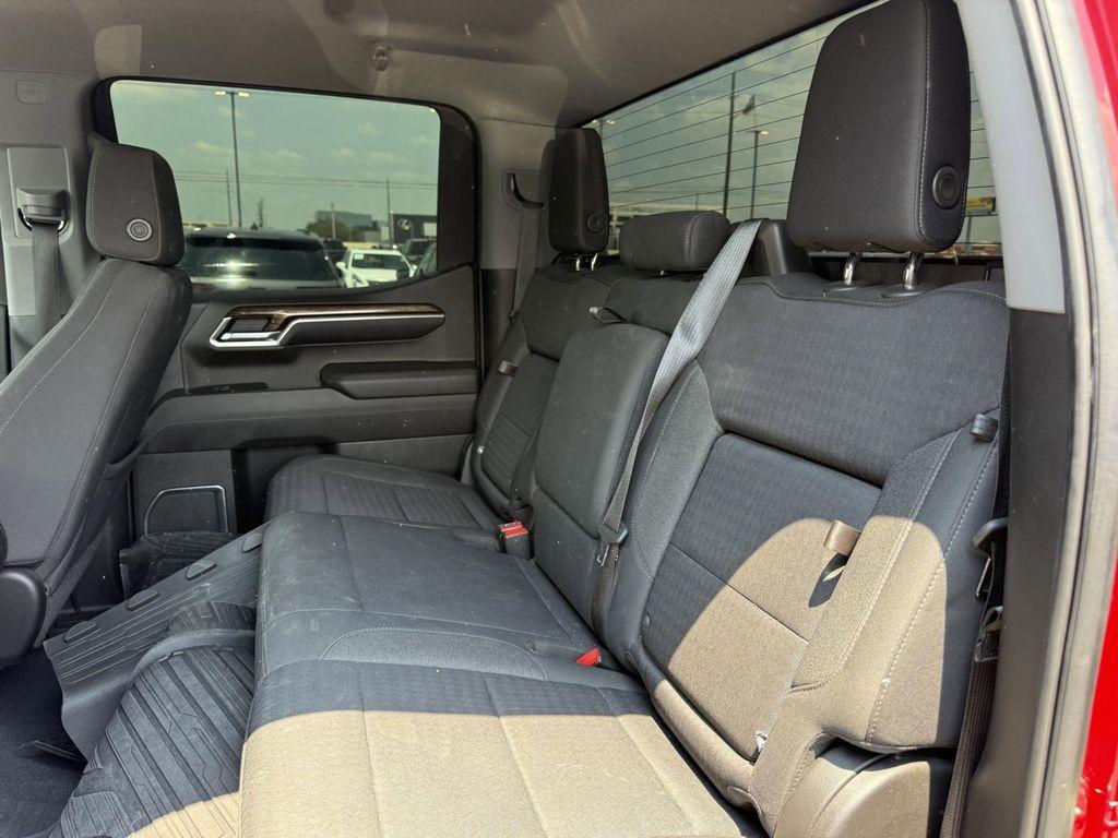 used 2022 GMC Sierra 1500 car, priced at $37,000