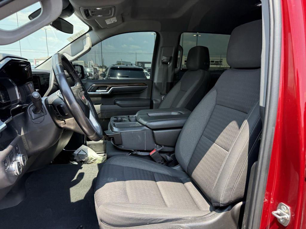 used 2022 GMC Sierra 1500 car, priced at $37,000