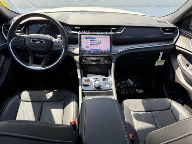 new 2025 Jeep Grand Cherokee L car, priced at $42,721