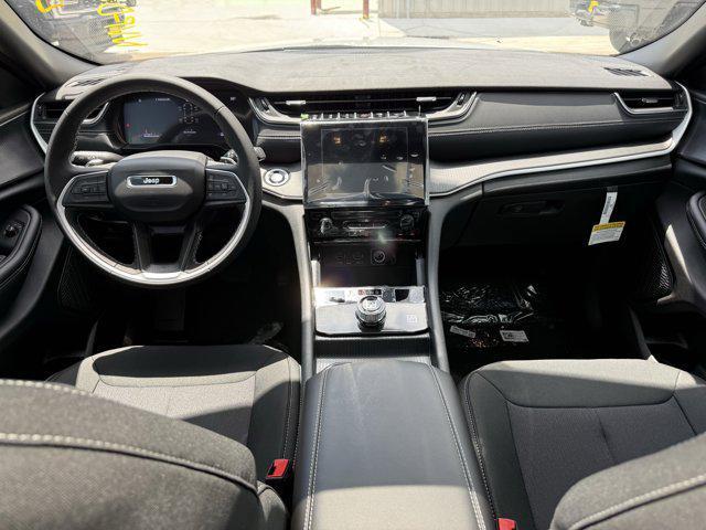 new 2025 Jeep Grand Cherokee L car, priced at $35,831