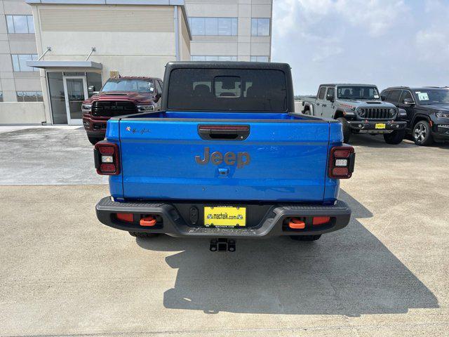 new 2024 Jeep Gladiator car, priced at $44,620