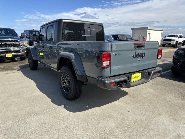 new 2024 Jeep Gladiator car, priced at $36,029