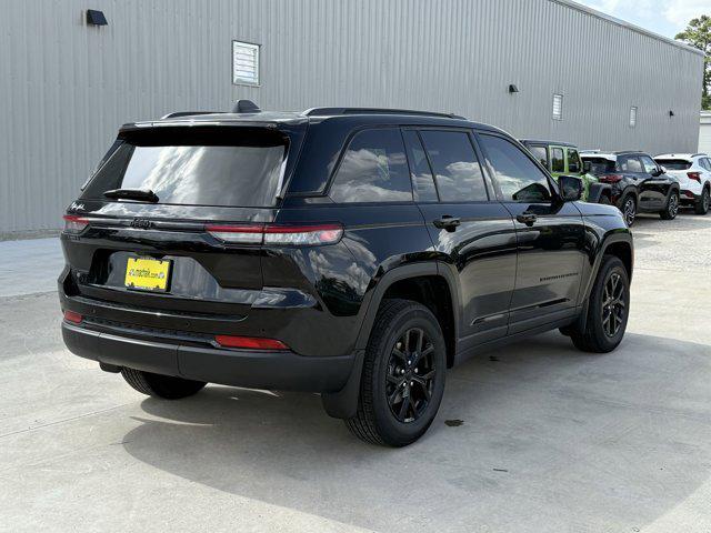 new 2025 Jeep Grand Cherokee car, priced at $35,905