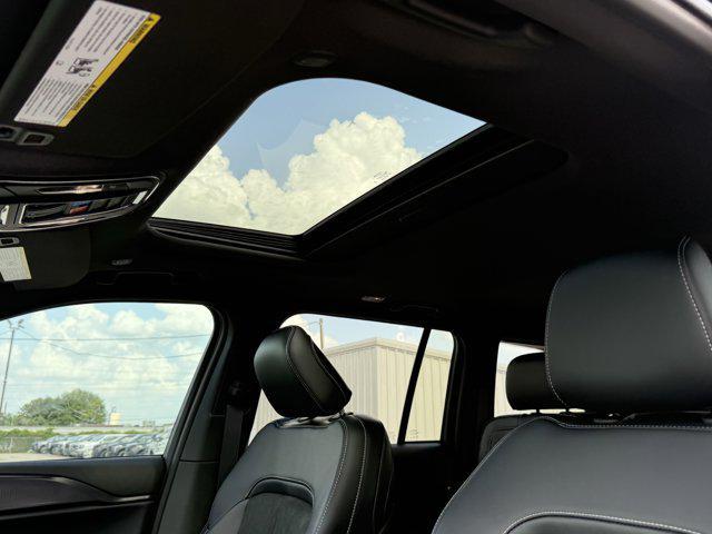 new 2025 Jeep Grand Cherokee car, priced at $35,905