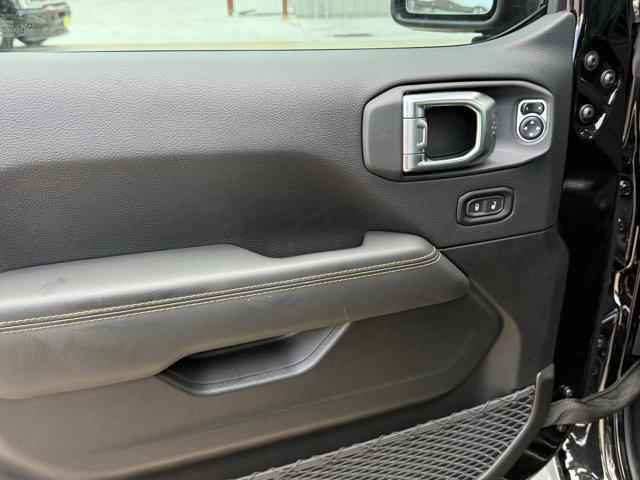 new 2025 Jeep Wrangler car, priced at $48,213