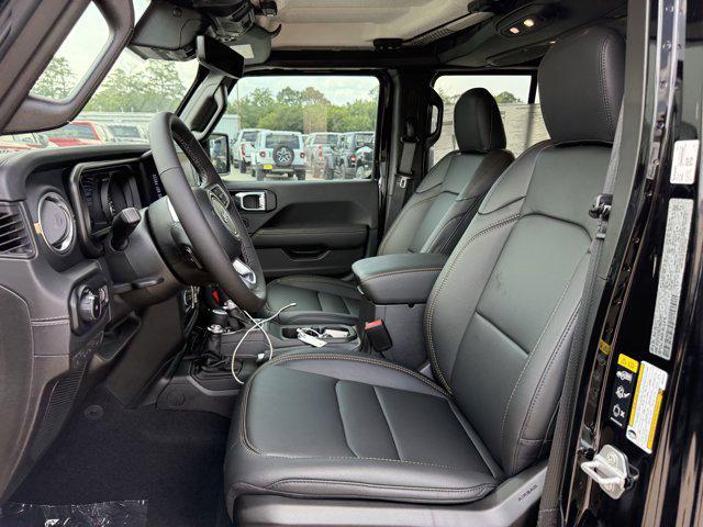 new 2025 Jeep Wrangler car, priced at $48,213