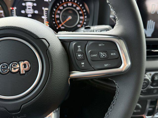 new 2025 Jeep Wrangler car, priced at $48,213