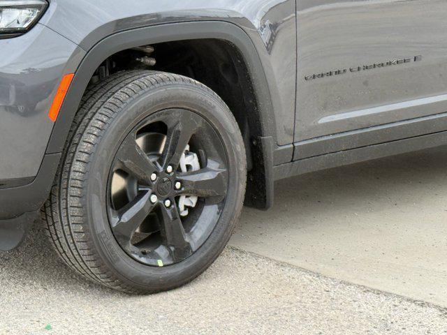 new 2025 Jeep Grand Cherokee L car, priced at $39,260
