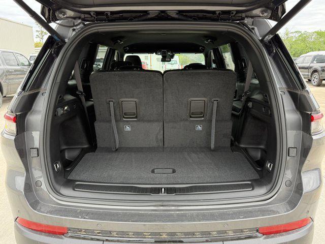 new 2025 Jeep Grand Cherokee L car, priced at $39,260