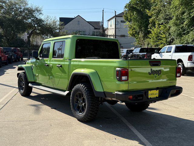 new 2025 Jeep Gladiator car, priced at $41,846