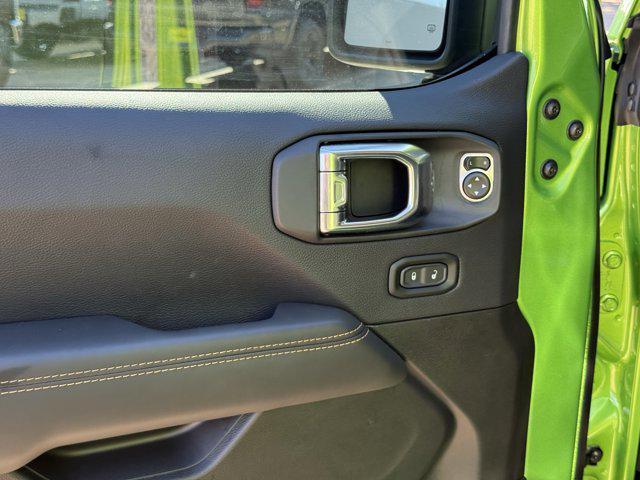 new 2025 Jeep Gladiator car, priced at $41,846