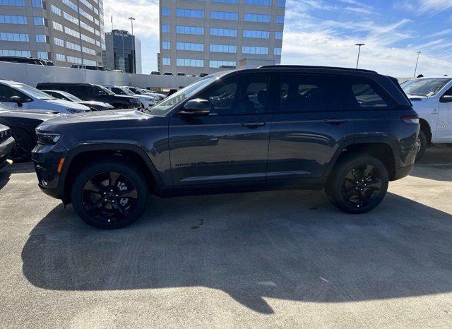 new 2024 Jeep Grand Cherokee L car, priced at $35,730