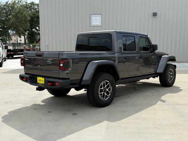 new 2025 Jeep Gladiator car, priced at $45,014