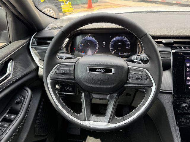 new 2025 Jeep Grand Cherokee car, priced at $29,787