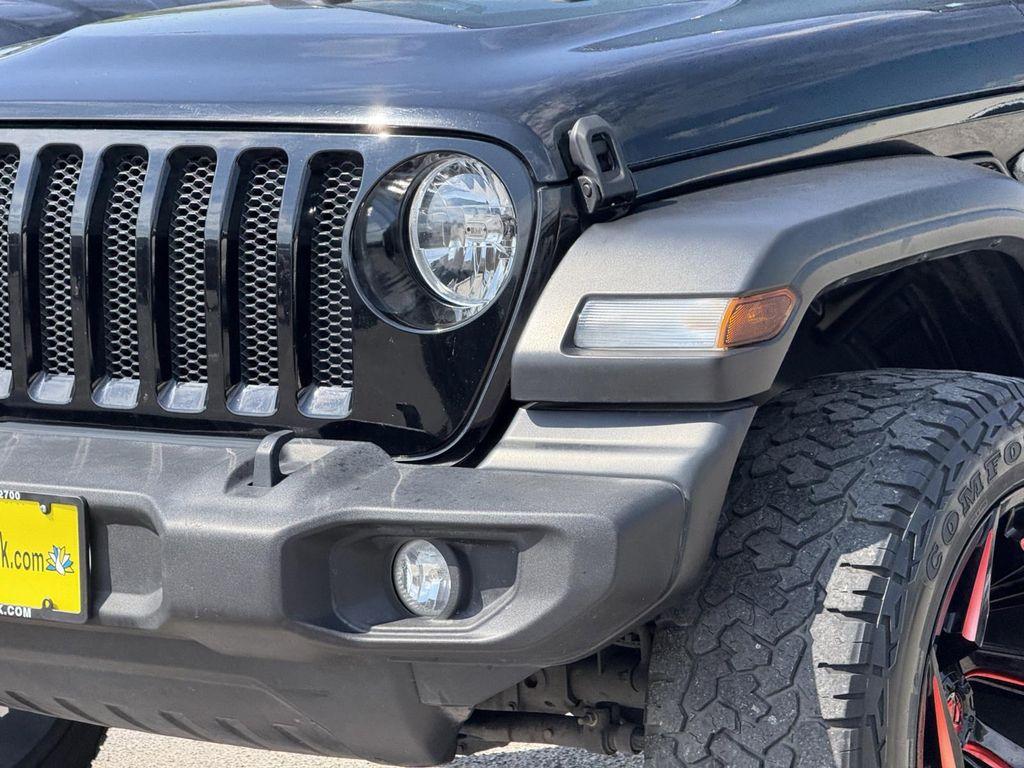 used 2022 Jeep Wrangler Unlimited car, priced at $30,000