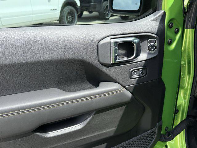 new 2025 Jeep Gladiator car, priced at $37,868